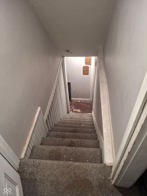 Stairs — 102 N Warren Street, West Lebanon, IN