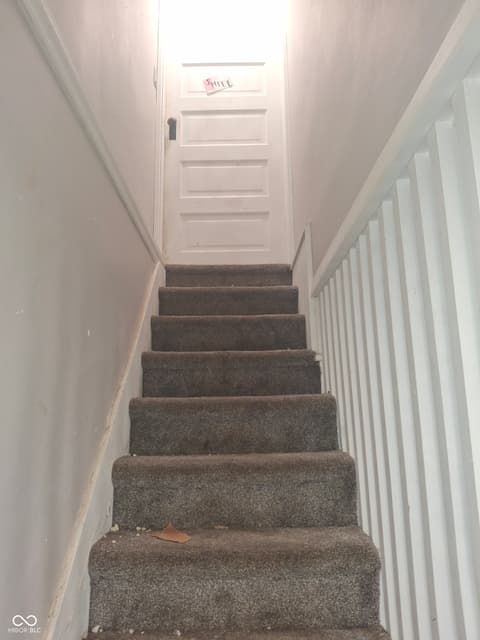 Stairs — 102 N Warren Street, West Lebanon, IN