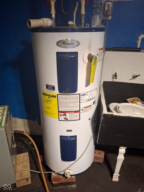 Utility Room — 102 N Warren Street, West Lebanon, IN