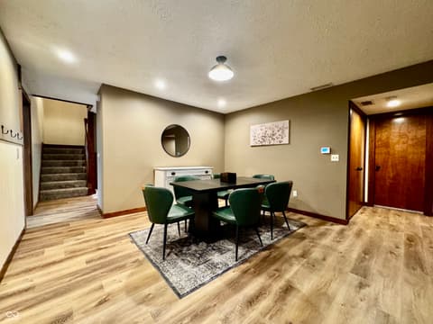 Photo of 560 Sir Lancelot Drive, Seymour, IN