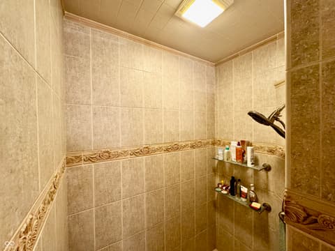 Photo of 560 Sir Lancelot Drive, Seymour, IN