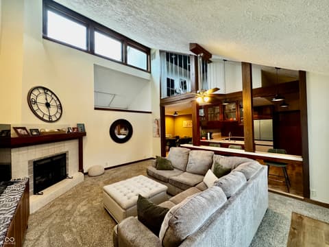 Photo of 560 Sir Lancelot Drive, Seymour, IN