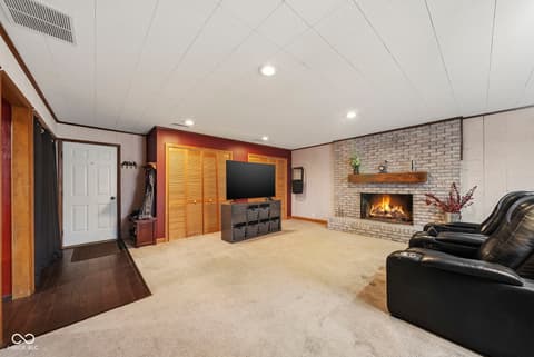 Photo of 53 E Antler Drive, Terre Haute, IN