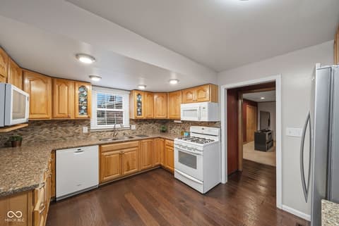 Photo of 53 E Antler Drive, Terre Haute, IN