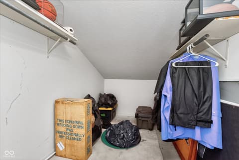 Walk In Closets — 4501 N Wheeling Avenue, Muncie, IN