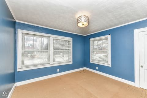 Photo of 621 Kessler Boulevard East Drive, Indianapolis, IN