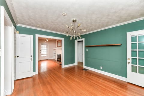 Photo of 621 Kessler Boulevard East Drive, Indianapolis, IN