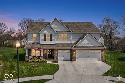 19508 Honeylocust Glen