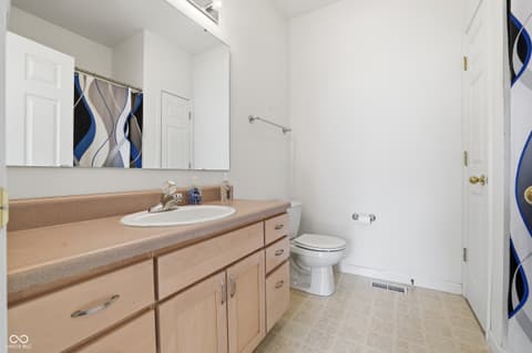 Photo of 2380 Colfax Lane, Indianapolis, IN