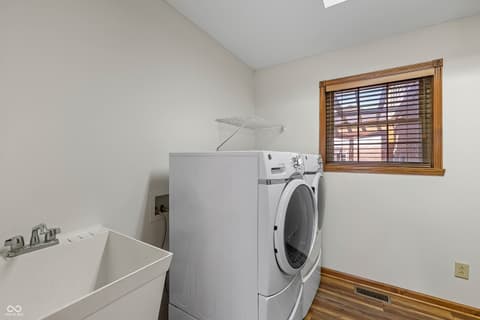 Laundry room at 7635 Old Hickory Court, Indianapolis, IN
