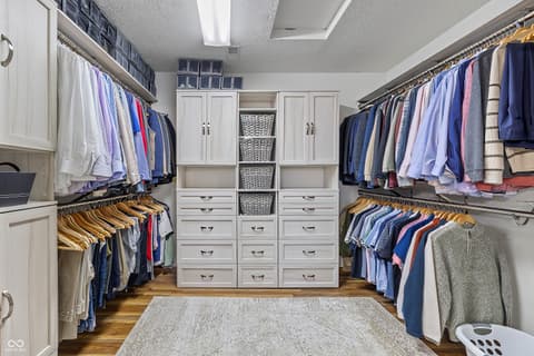 Walk In Closets — 7635 Old Hickory Court, Indianapolis, IN