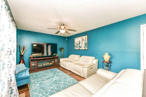 Photo of 10626 E Creekside Woods Drive, Indianapolis, IN