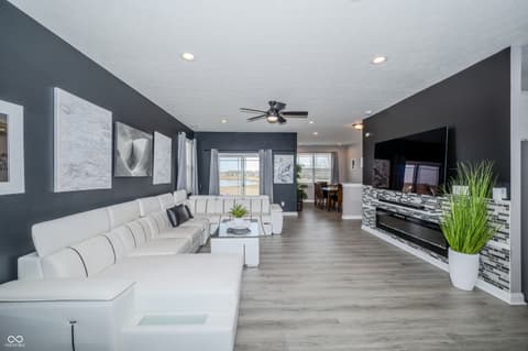 Photo of 1565 Sadler Way, Avon, IN