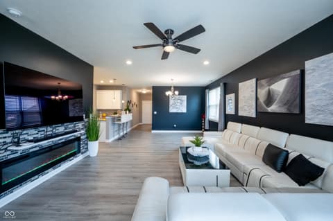 Photo of 1565 Sadler Way, Avon, IN
