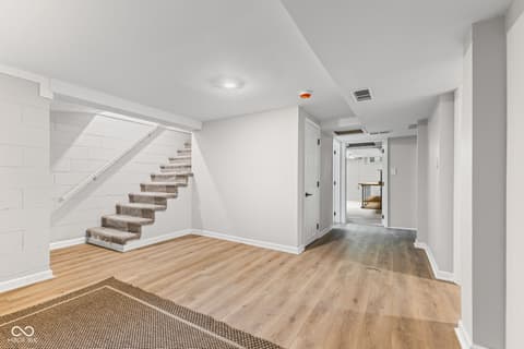 Photo of 111 W Southern Avenue, Indianapolis, IN