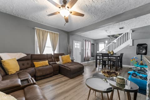 Photo of 345 Congress Avenue, Indianapolis, IN