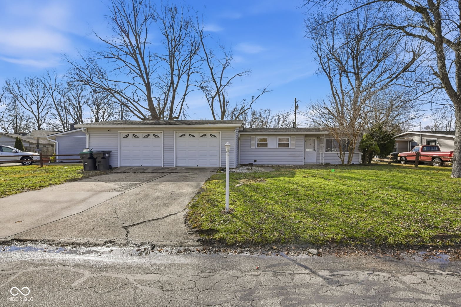 Front exterior at 153 Parkview Drive, Whiteland, IN