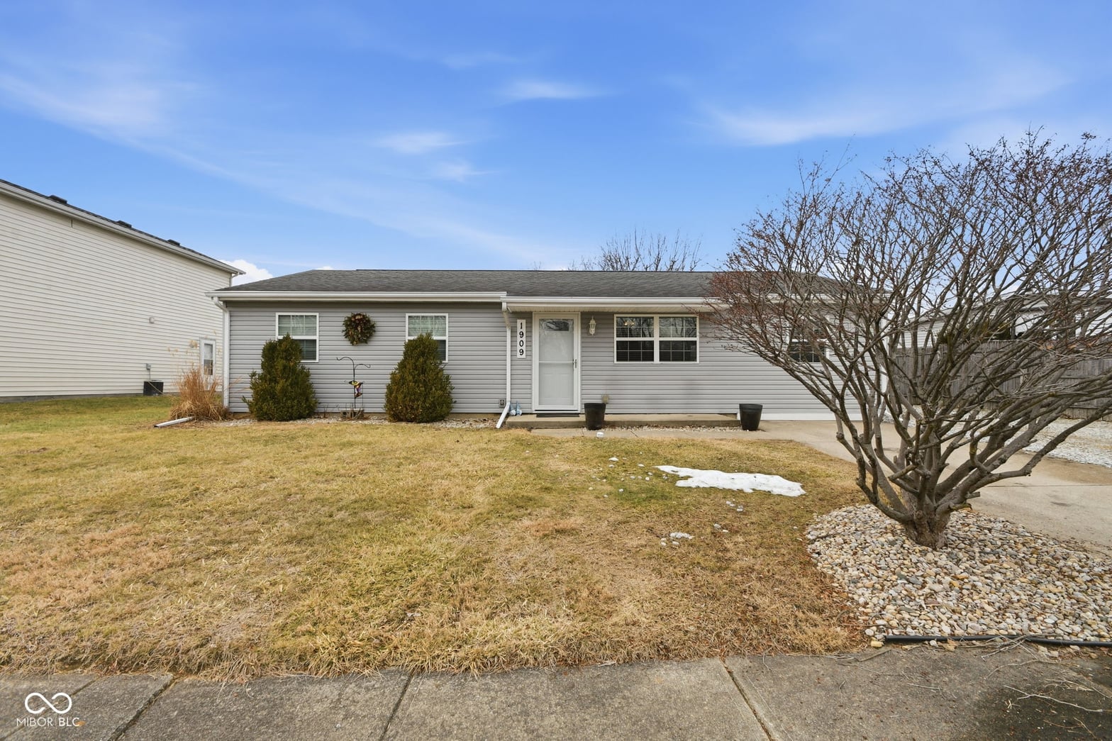 Front exterior at 1909 E Balsam Court, Anderson, IN