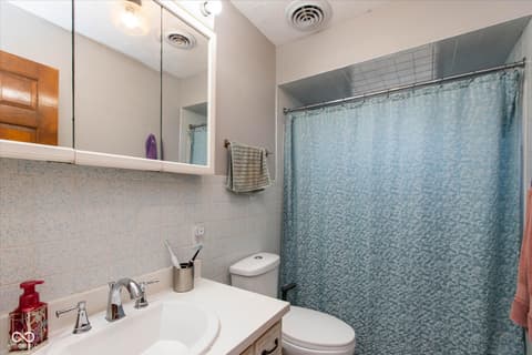 Primary bathroom at 200 Boring Place, Martinsville, IN