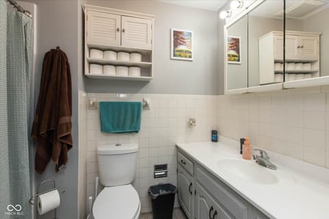 Bathroom at 200 Boring Place, Martinsville, IN