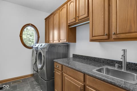 Photo of 5127 Copperwood Drive, Greenwood, IN