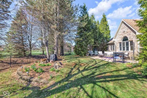 Photo of 5127 Copperwood Drive, Greenwood, IN