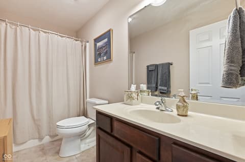 Photo of 2553 Forest Hills Boulevard, Greenwood, IN