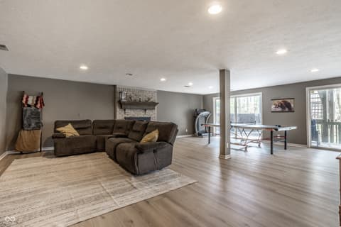 Photo of 7370 Oakland Hills Circle, Indianapolis, IN