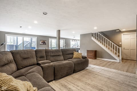 Photo of 7370 Oakland Hills Circle, Indianapolis, IN