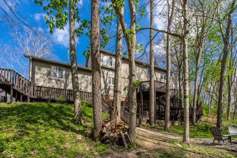 Photo of 7370 Oakland Hills Circle, Indianapolis, IN