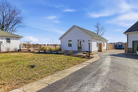 Photo of 7227 E County Road 150 S, Avon, IN
