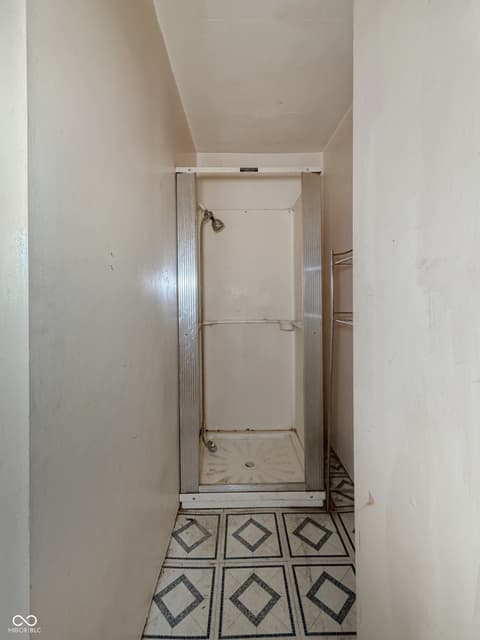 Photo of 302 S Holmes Avenue, Indianapolis, IN
