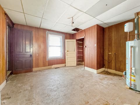 Photo of 302 S Holmes Avenue, Indianapolis, IN