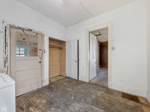 Photo of 302 S Holmes Avenue, Indianapolis, IN