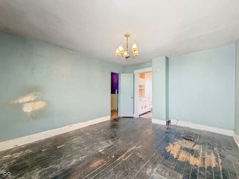 Photo of 302 S Holmes Avenue, Indianapolis, IN