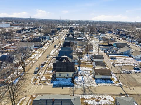 Photo of 302 S Holmes Avenue, Indianapolis, IN