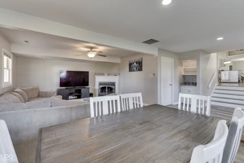Photo of 6125 E Edgewood Avenue, Indianapolis, IN