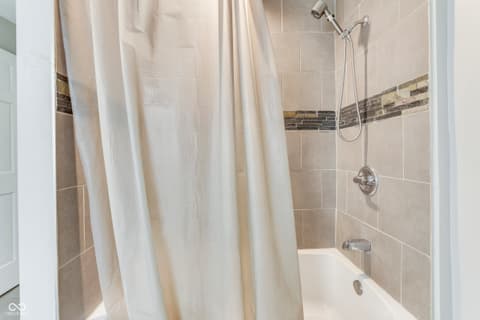 Photo of 6125 E Edgewood Avenue, Indianapolis, IN