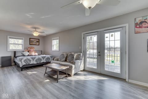 Photo of 6125 E Edgewood Avenue, Indianapolis, IN
