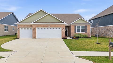 Yard at 4660 W Tradwell Drive, New Palestine, IN