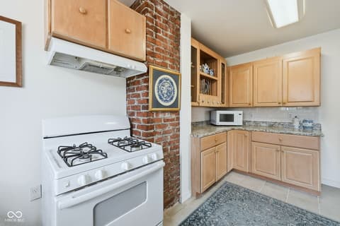 Photo of 236 W 33rd Street, Indianapolis, IN