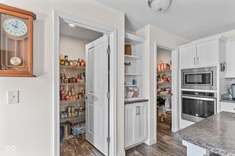 Pantry — 1319 W Commerce Street, Brownstown, IN