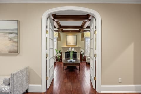 Hallway at 4530 Chase Oak Court, Zionsville, IN