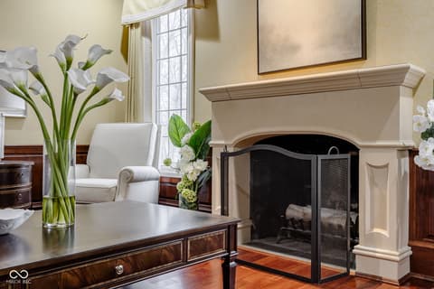 Sitting Room — 4530 Chase Oak Court, Zionsville, IN