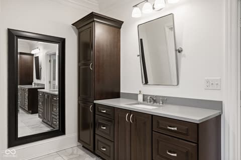 Primary bathroom at 4530 Chase Oak Court, Zionsville, IN