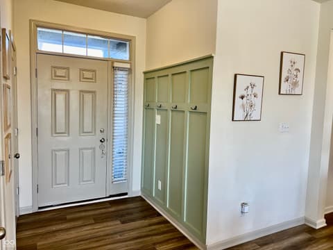 Foyer at 1479 Classic Avenue, Greenwood, IN