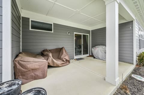 Outdoor living area at 10938 Matherly Way, Noblesville, IN