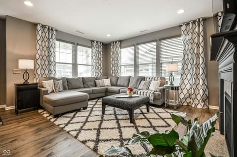 Family room at 10938 Matherly Way, Noblesville, IN