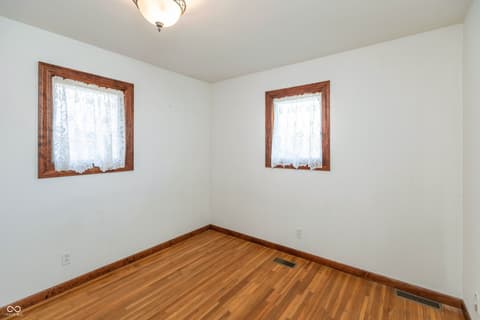 Photo of 3715 W County Road 130 S, North Vernon, IN