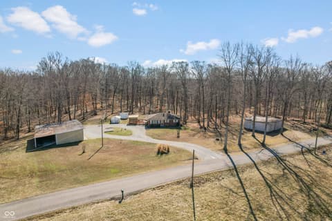 Photo of 3715 W County Road 130 S, North Vernon, IN